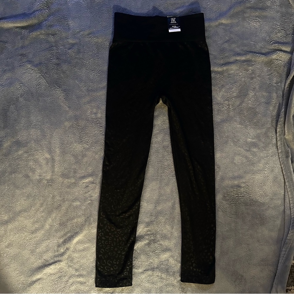 INC International Concepts Black Leopard Print High-Waisted Leggings - Picture 4 of 8